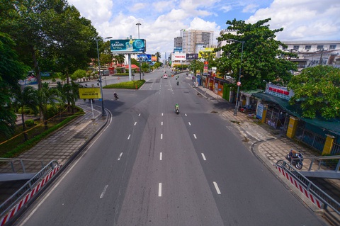 Ông Phan Văn Mãi: TP.HCM sẽ tiếp tục giãn cách xã hội theo chỉ thị 16 sau 15-8 - Ảnh 1. Ông Phan Văn Mãi: TP.HCM sẽ tiếp tục giãn cách xã hội theo chỉ thị 16 sau 15-8 - Ảnh 1.