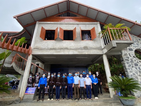 Khánh thành Nhà văn hóa cộng đồng dân tộc Lự tại Lai Châu - Ảnh 1. Khánh thành Nhà văn hóa cộng đồng dân tộc Lự tại Lai Châu - Ảnh 1.