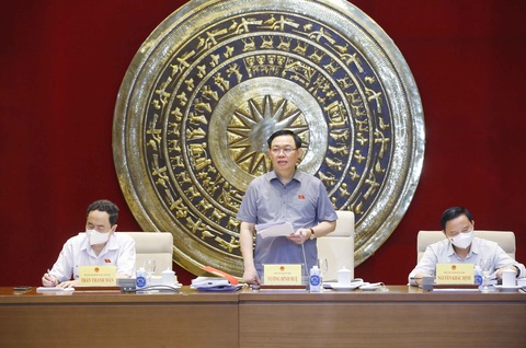 Chủ tịch Quốc hội: Tránh việc trình luật mà không được thông qua, tuổi thọ luật ngắn - Ảnh 1. Chủ tịch Quốc hội: Tránh việc trình luật mà không được thông qua, tuổi thọ luật ngắn - Ảnh 1.
