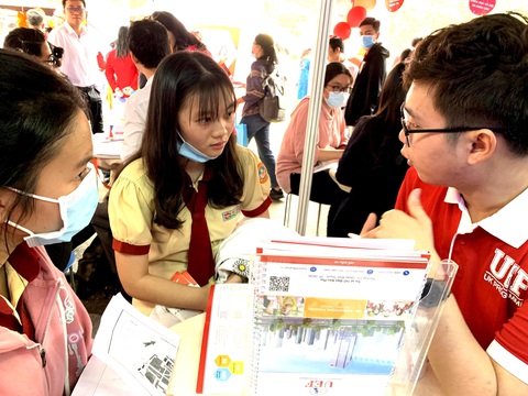Đổi mới tuyển sinh đại học thế nào cho phù hợp? - Ảnh 1. Đổi mới tuyển sinh đại học thế nào cho phù hợp? - Ảnh 1.