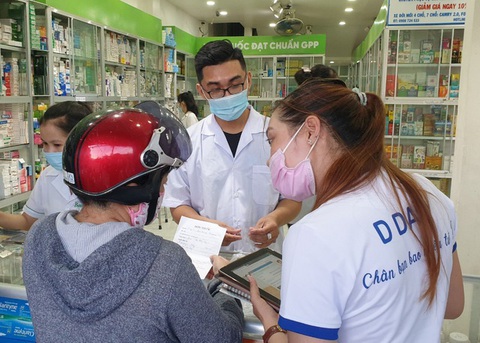 Tầm soát sức khỏe đôi chân - việc cần làm với người trẻ tuổi - Ảnh 2. Tầm soát sức khỏe đôi chân - việc cần làm với người trẻ tuổi - Ảnh 2.