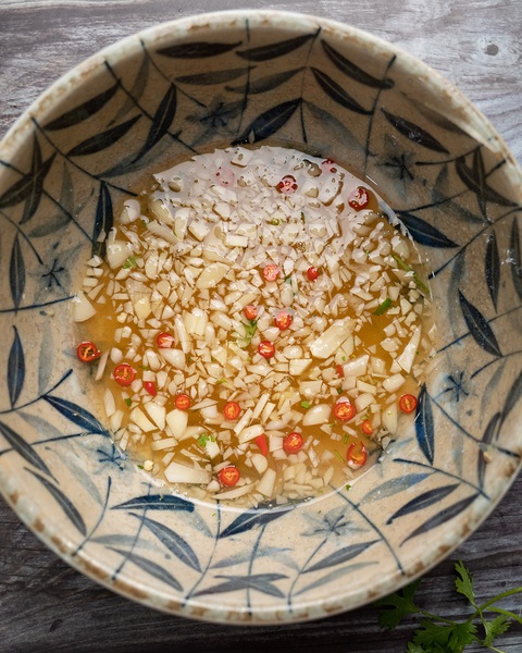 Nộm su hào cà rốt thơm ngon chống ngán, món ngon vô đối của mẹ tôi - Ảnh 5. Nộm su hào cà rốt thơm ngon chống ngán, món ngon vô đối của mẹ tôi - Ảnh 5.