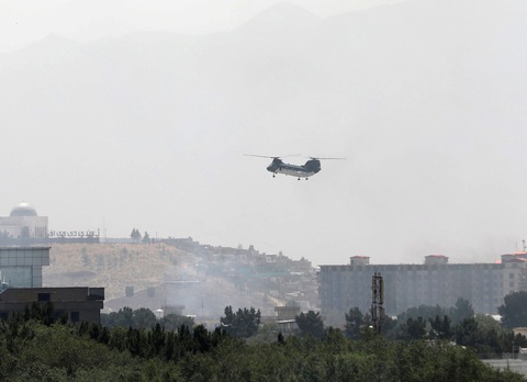 Tổng thống Afghanistan rời đất nước, Taliban đã kiểm soát dinh tổng thống - Ảnh 4. Tổng thống Afghanistan rời đất nước, Taliban đã kiểm soát dinh tổng thống - Ảnh 4.