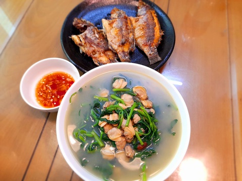 Trữ đông rau, làm giá đỗ, trồng hành thủy canh… cho 7 ngày ai ở đâu ở đó - Ảnh 2. Trữ đông rau, làm giá đỗ, trồng hành thủy canh… cho 7 ngày ai ở đâu ở đó - Ảnh 2.