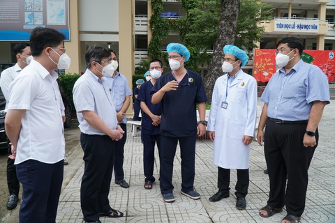 TP.HCM phấn đấu đến cuối tháng 8 sẽ kiểm soát được dịch bệnh tại 7 quận, huyện - Ảnh 1. TP.HCM phấn đấu đến cuối tháng 8 sẽ kiểm soát được dịch bệnh tại 7 quận, huyện - Ảnh 1.