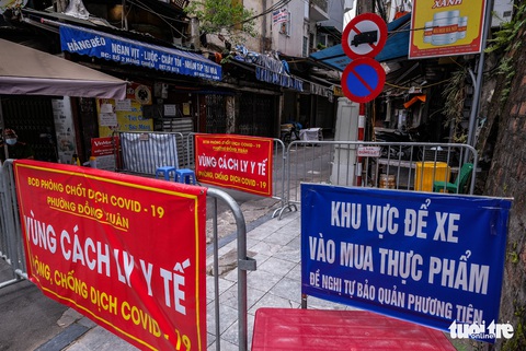 28 ngày với 2 đợt giãn cách của Hà Nội qua ảnh - Ảnh 5. 28 ngày với 2 đợt giãn cách của Hà Nội qua ảnh - Ảnh 5.
