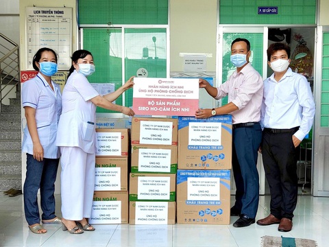 Siro ho cảm Ích Nhi ủng hộ phòng, chống dịch COVID-19 - Ảnh 2. Siro ho cảm Ích Nhi ủng hộ phòng, chống dịch COVID-19 - Ảnh 2.