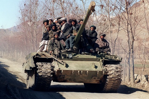 Giải mã Taliban qua 10 cột mốc lịch sử - Ảnh 1. Giải mã Taliban qua 10 cột mốc lịch sử - Ảnh 1.