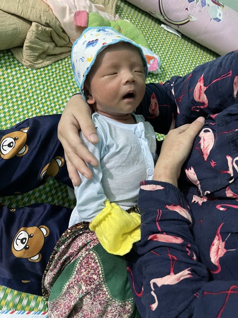 Gian nan bầu bì, vượt cạn mùa dịch - Kỳ 1: Những sản phụ túi rỗng - Ảnh 3. Gian nan bầu bì, vượt cạn mùa dịch - Kỳ 1: Những sản phụ túi rỗng - Ảnh 3.
