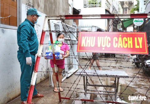 F0 trong cộng đồng đang tăng mạnh tại quận 8, quận 3, quận 1, Bình Tân, Tân Phú - Ảnh 1. F0 trong cộng đồng đang tăng mạnh tại quận 8, quận 3, quận 1, Bình Tân, Tân Phú - Ảnh 1.