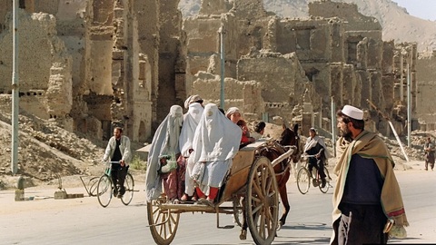 Taliban 2.0 có khác thế hệ Taliban cách đây 20 năm? - Ảnh 1. Taliban 2.0 có khác thế hệ Taliban cách đây 20 năm? - Ảnh 1.