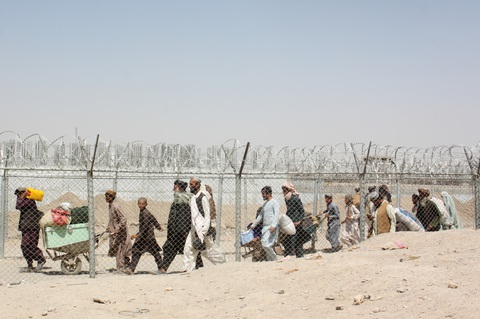 Nghị viện châu Âu: các nước nên tiếp nhận đồng đều người tị nạn Afghanistan - Ảnh 1. Nghị viện châu Âu: các nước nên tiếp nhận đồng đều người tị nạn Afghanistan - Ảnh 1.