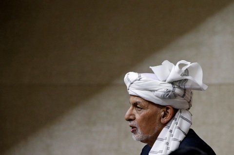 UAE xác nhận cựu tổng thống Afghanistan ở nước này - Ảnh 1. UAE xác nhận cựu tổng thống Afghanistan ở nước này - Ảnh 1.