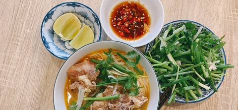 Mì Quảng, bún xương, bún chả cá: Nấu món Quảng - Đà giữa phương Nam - Ảnh 3. Mì Quảng, bún xương, bún chả cá: Nấu món Quảng - Đà giữa phương Nam - Ảnh 3.