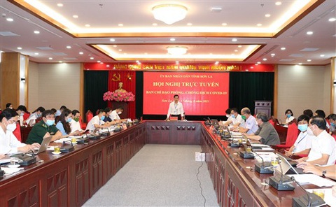 Sơn La tìm người liên quan đến 2 mẹ con F0, học sinh tạm dừng đến trường từ 18-8 - Ảnh 1. Sơn La tìm người liên quan đến 2 mẹ con F0, học sinh tạm dừng đến trường từ 18-8 - Ảnh 1.
