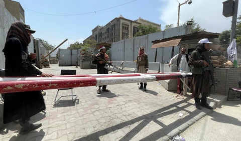 Tướng Anh kêu gọi thế giới kiên nhẫn với Taliban 2.0 - Ảnh 2. Tướng Anh kêu gọi thế giới kiên nhẫn với Taliban 2.0 - Ảnh 2.