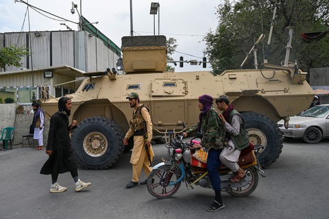 Các nhà ngoại giao cảnh báo Afghanistan sụp đổ từ tháng 7-2021 - Ảnh 1. Các nhà ngoại giao cảnh báo Afghanistan sụp đổ từ tháng 7-2021 - Ảnh 1.