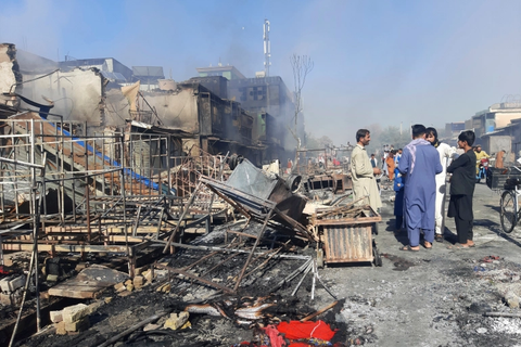 Taliban vác súng đi từng nhà, yêu cầu dân trở lại làm việc - Ảnh 2. Taliban vác súng đi từng nhà, yêu cầu dân trở lại làm việc - Ảnh 2.