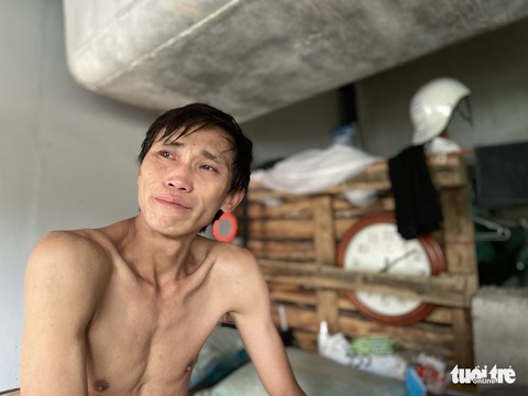 ‘Anh Cường cùng hai em’ nhặt ve chai, cưu mang nhau qua ngày giãn cách - Ảnh 6. ‘Anh Cường cùng hai em’ nhặt ve chai, cưu mang nhau qua ngày giãn cách - Ảnh 6.