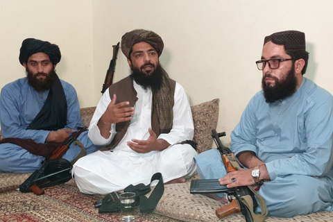 Hé lộ tổng thống, thể chế chính trị theo luật Hồi giáo Sharia khi Taliban nắm quyền - Ảnh 2. Hé lộ tổng thống, thể chế chính trị theo luật Hồi giáo Sharia khi Taliban nắm quyền - Ảnh 2.