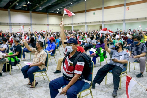 Indonesia tuyên bố làn sóng dịch chết chóc thứ 2 đã đạt đỉnh - Ảnh 1. Indonesia tuyên bố làn sóng dịch chết chóc thứ 2 đã đạt đỉnh - Ảnh 1.