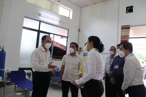 6 trạm y tế lưu động chăm sóc F0 đầu tiên của TP.HCM hoạt động, dự kiến lập 400 trạm - Ảnh 2. 6 trạm y tế lưu động chăm sóc F0 đầu tiên của TP.HCM hoạt động, dự kiến lập 400 trạm - Ảnh 2.
