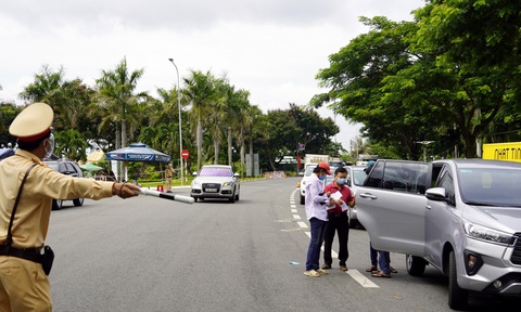 Người Bà Rịa - Vũng Tàu cần điều kiện gì để về tỉnh? - Ảnh 1. Người Bà Rịa - Vũng Tàu cần điều kiện gì để về tỉnh? - Ảnh 1.