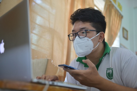 Theo chuyến xe tốc hành cấp cứu F0: Người nhà bình tĩnh, chúng tôi tới ngay - Ảnh 3. Theo chuyến xe tốc hành cấp cứu F0: Người nhà bình tĩnh, chúng tôi tới ngay - Ảnh 3.