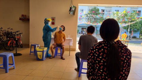 Đà Nẵng tiếp tục ai ở đâu ở yên đó kéo dài đến 8h ngày 26-8 - Ảnh 1. Đà Nẵng tiếp tục ai ở đâu ở yên đó kéo dài đến 8h ngày 26-8 - Ảnh 1.