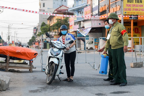 2 ổ dịch với 25 ca F0, Bắc Giang quyết dập dịch trong một tuần - Ảnh 1. 2 ổ dịch với 25 ca F0, Bắc Giang quyết dập dịch trong một tuần - Ảnh 1.