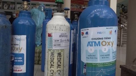 Hỗ trợ 1.000 bình oxy 40 lít cho Sở Y tế TP.HCM - Ảnh 2. Hỗ trợ 1.000 bình oxy 40 lít cho Sở Y tế TP.HCM - Ảnh 2.