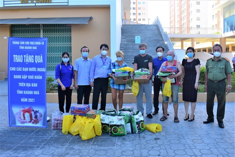 Công dân Nga ở TP Nha Trang: Không ai bị bỏ lại phía sau - Ảnh 1. Công dân Nga ở TP Nha Trang: Không ai bị bỏ lại phía sau - Ảnh 1.