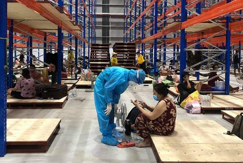 Bình Dương: Chấn chỉnh các điểm cách ly, đình chỉ giám đốc Trung tâm y tế Tân Uyên - Ảnh 1. Bình Dương: Chấn chỉnh các điểm cách ly, đình chỉ giám đốc Trung tâm y tế Tân Uyên - Ảnh 1.