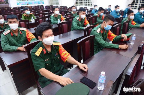 Bộ tư lệnh TP.HCM làm lễ xuất quân lúc 23h ngày 22-8 - Ảnh 4. Bộ tư lệnh TP.HCM làm lễ xuất quân lúc 23h ngày 22-8 - Ảnh 4.