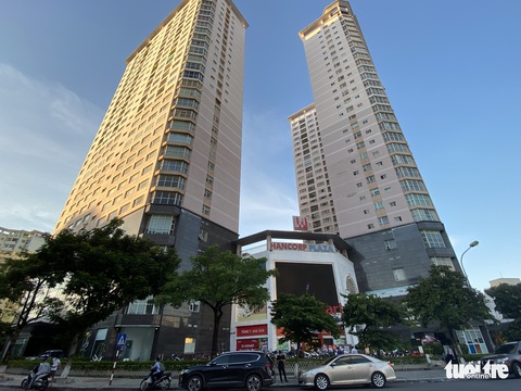 Hà Nội: Chung cư Hancorp Plaza bị cắt thang máy giữa mùa giãn cách - Ảnh 3. Hà Nội: Chung cư Hancorp Plaza bị cắt thang máy giữa mùa giãn cách - Ảnh 3.