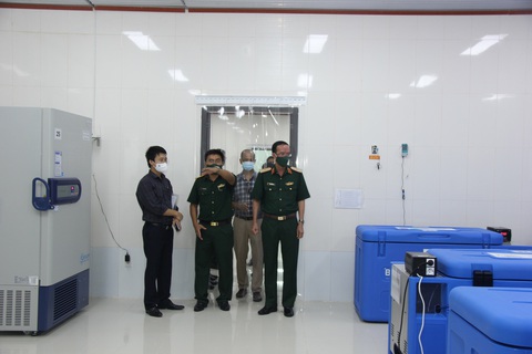 Kho lạnh bảo quản vắc xin ngừa COVID-19 của Quân khu 5 đã sẵn sàng - Ảnh 1. Kho lạnh bảo quản vắc xin ngừa COVID-19 của Quân khu 5 đã sẵn sàng - Ảnh 1.