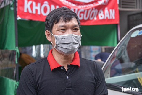 Cửa hàng 3 không bớt nỗi lo COVID-19 - Ảnh 7. Cửa hàng 3 không bớt nỗi lo COVID-19 - Ảnh 7.