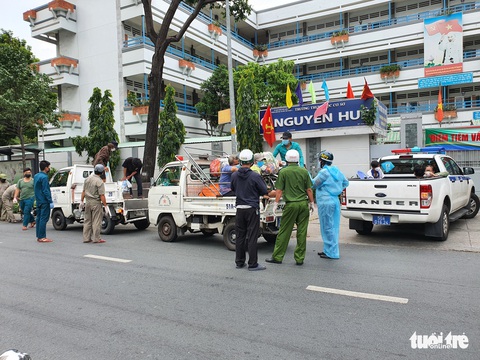 Phó thủ tướng: Trong 23-8 phải tập trung toàn bộ người lang thang còn trên đường ở TP.HCM - Ảnh 3. Phó thủ tướng: Trong 23-8 phải tập trung toàn bộ người lang thang còn trên đường ở TP.HCM - Ảnh 3.