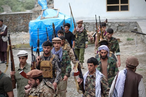 Taliban tuyên bố chiếm lại 3 huyện từ lực lượng kháng chiến - Ảnh 1. Taliban tuyên bố chiếm lại 3 huyện từ lực lượng kháng chiến - Ảnh 1.