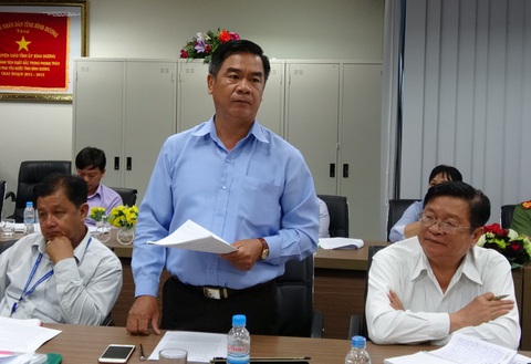 Bình Dương kỷ luật chủ tịch Tân Uyên vì chống dịch không hiệu quả - Ảnh 1. Bình Dương kỷ luật chủ tịch Tân Uyên vì chống dịch không hiệu quả - Ảnh 1.