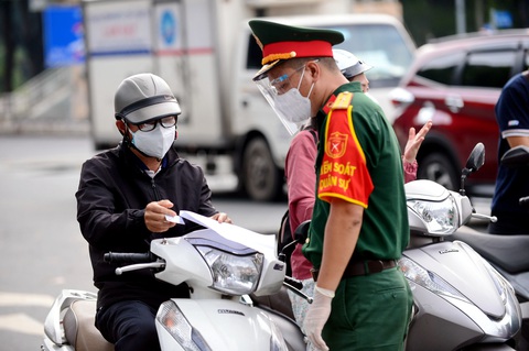 Đại tướng Lương Cường: Chủ động đến với dân, không chờ dân khó phải tìm đến bộ đội - Ảnh 3. Đại tướng Lương Cường: Chủ động đến với dân, không chờ dân khó phải tìm đến bộ đội - Ảnh 3.