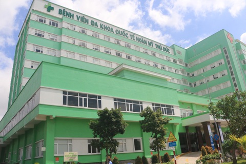 TP.HCM đề nghị cho cơ sở y tế tư nhân thu phí dịch vụ khám, điều trị bệnh nhân COVID-19 - Ảnh 1. TP.HCM đề nghị cho cơ sở y tế tư nhân thu phí dịch vụ khám, điều trị bệnh nhân COVID-19 - Ảnh 1.