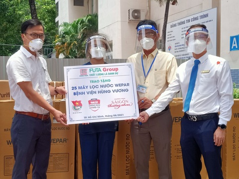 Tặng 75 máy lọc nước cho 3 Bệnh viện Nguyễn Tri Phương, Nguyễn Trãi và Hùng Vương - Ảnh 3. Tặng 75 máy lọc nước cho 3 Bệnh viện Nguyễn Tri Phương, Nguyễn Trãi và Hùng Vương - Ảnh 3.