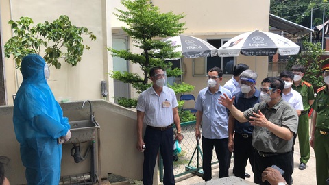 Thủ tướng: TP.HCM phải đảm bảo lương thực, thực phẩm để dân yên tâm ở nhà - Ảnh 6. Thủ tướng: TP.HCM phải đảm bảo lương thực, thực phẩm để dân yên tâm ở nhà - Ảnh 6.