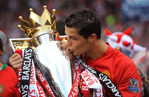 Chính thức: Ronaldo trở lại Manchester United - Ảnh 3. Chính thức: Ronaldo trở lại Manchester United - Ảnh 3.