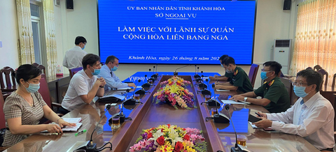 Khánh Hòa tổ chức cho công dân Nga bỏ phiếu bầu đại biểu Duma quốc gia Nga - Ảnh 1. Khánh Hòa tổ chức cho công dân Nga bỏ phiếu bầu đại biểu Duma quốc gia Nga - Ảnh 1.