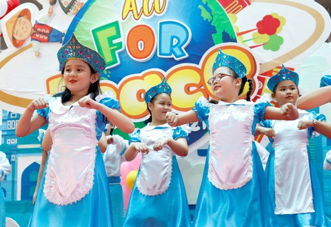 Môi trường quốc tế giúp học sinh tự tin hội nhập toàn cầu - Ảnh 1. Môi trường quốc tế giúp học sinh tự tin hội nhập toàn cầu - Ảnh 1.