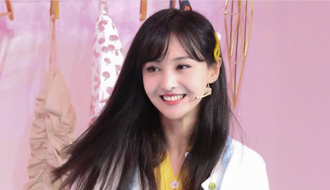 Triệu Vy bị phong sát, sắp thân bại danh liệt? - Ảnh 5. Triệu Vy bị phong sát, sắp thân bại danh liệt? - Ảnh 5.