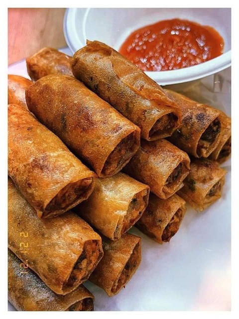 Khỏi COVID-19, Kim Đào lại nấu ăn, bày món tủ bún chả giò đơn giản - Ảnh 9. Khỏi COVID-19, Kim Đào lại nấu ăn, bày món tủ bún chả giò đơn giản - Ảnh 9.