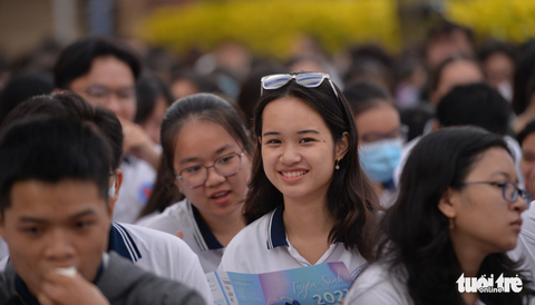 Tư vấn trực tuyến: Có nên điều chỉnh nguyện vọng ngành xã hội nhân văn, sư phạm, luật…? - Ảnh 1. Tư vấn trực tuyến: Có nên điều chỉnh nguyện vọng ngành xã hội nhân văn, sư phạm, luật…? - Ảnh 1.
